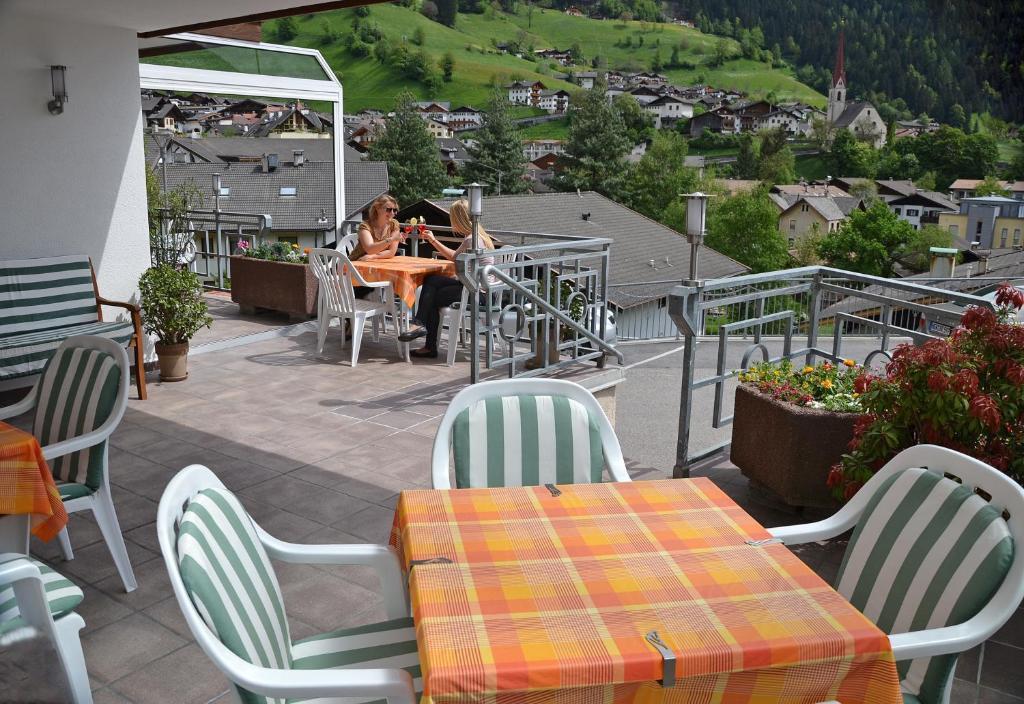 Residence Talblick Sankt Leonhard in Passeier Buitenkant foto